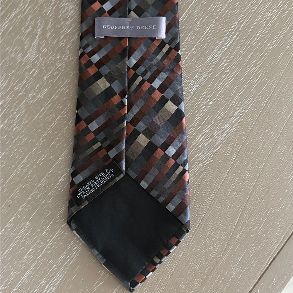 GEOFFREY BEENE Men's Neck Tie